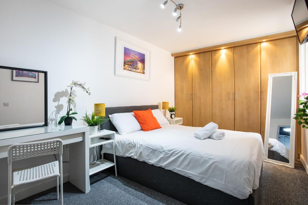 Malone Crescent - 2br, 2b In Centre Apartment